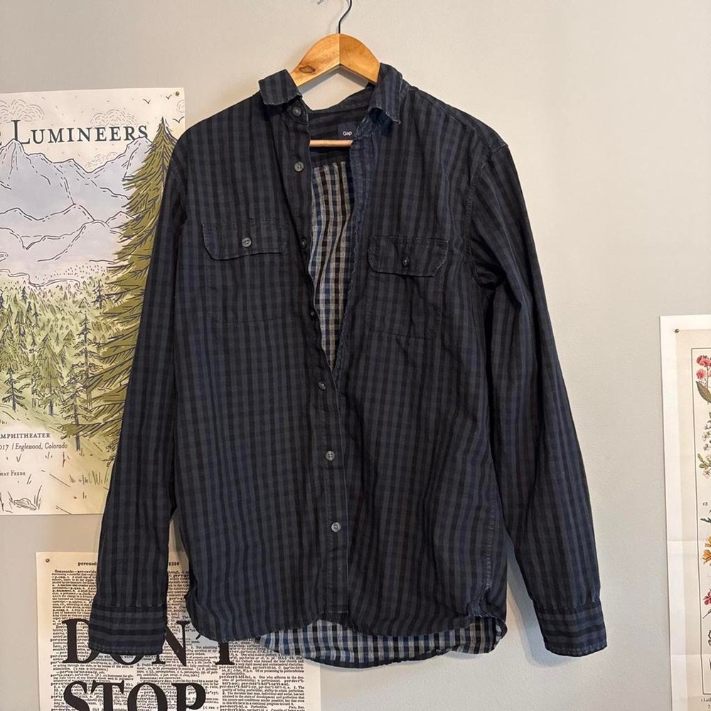 Gap Men's Blue-Black Gingham Plaid Long Sleeve Button Down